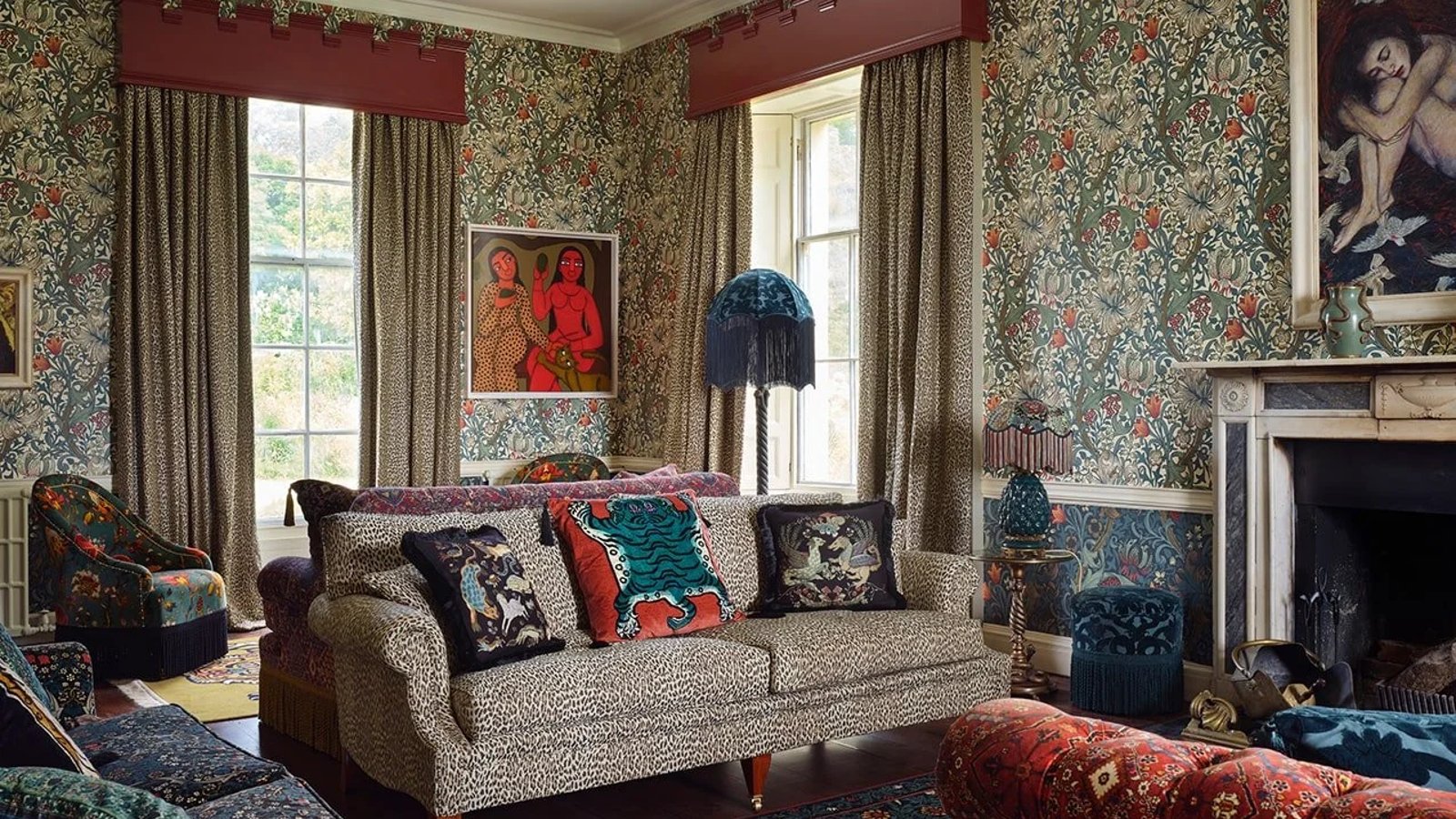 Best Roller Shades for Maximalist and Eclectic Interiors: Pattern Play Without Chaos