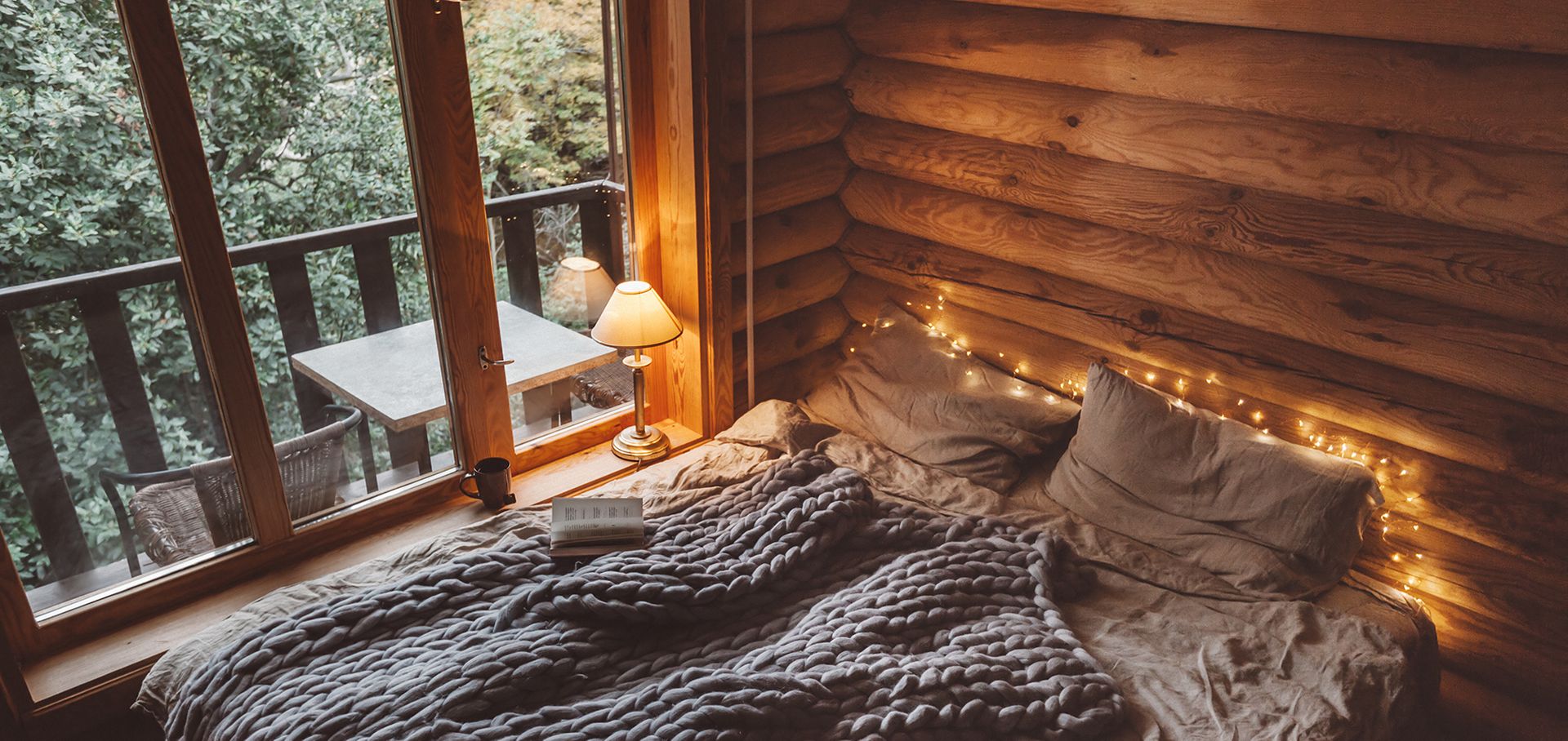 Rustic Cabin Roller Shades: Preserve Woodland Views Without Losing Comfort