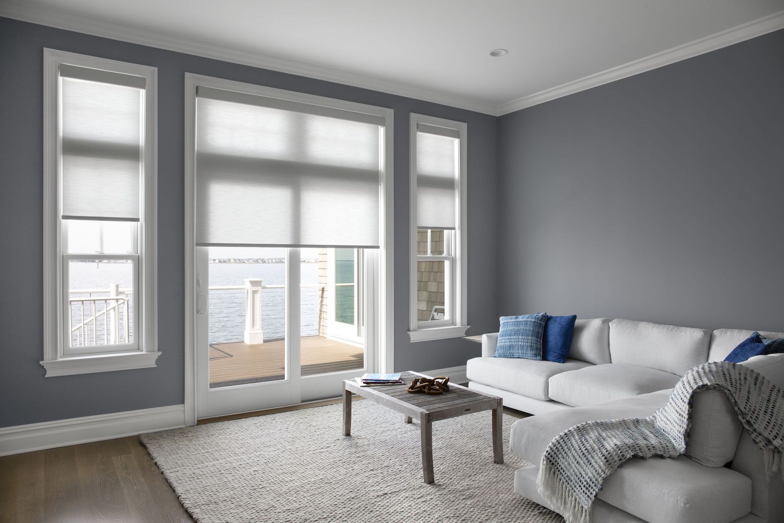Roller Shades for Sliding Glass Doors: Clearances, Splits, and Daily Use