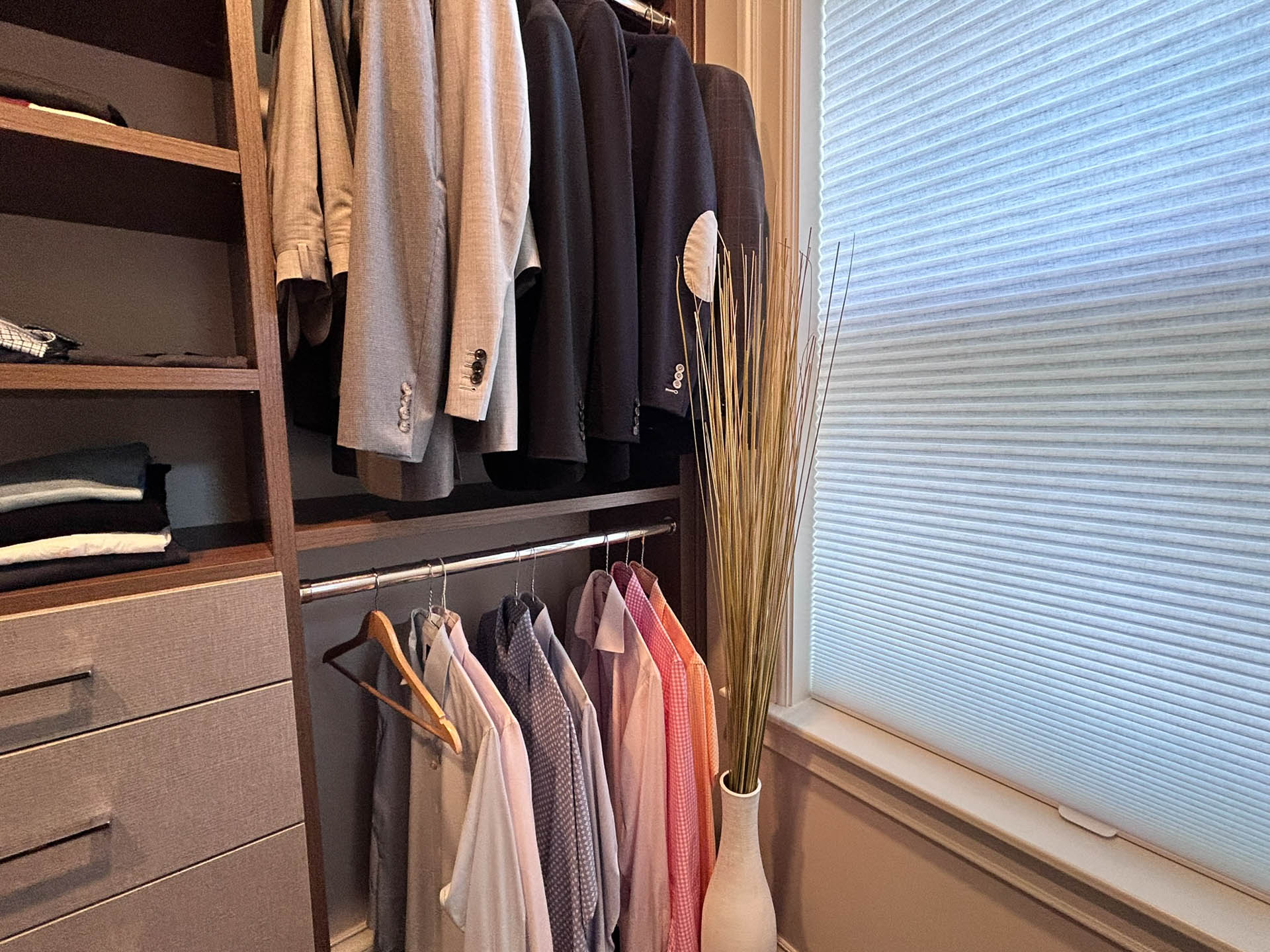 Walk-In Closet and Dressing Room Shades: Color Accuracy and Privacy